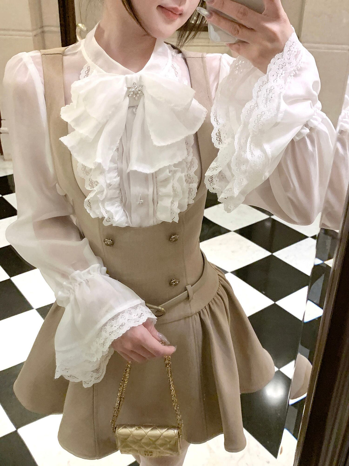【set】フリルブラウス×サロペットスカートセット     N3295
