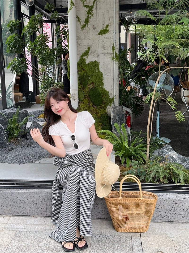 【set】VネックTシャツ×チェック柄スカートセット　M24274