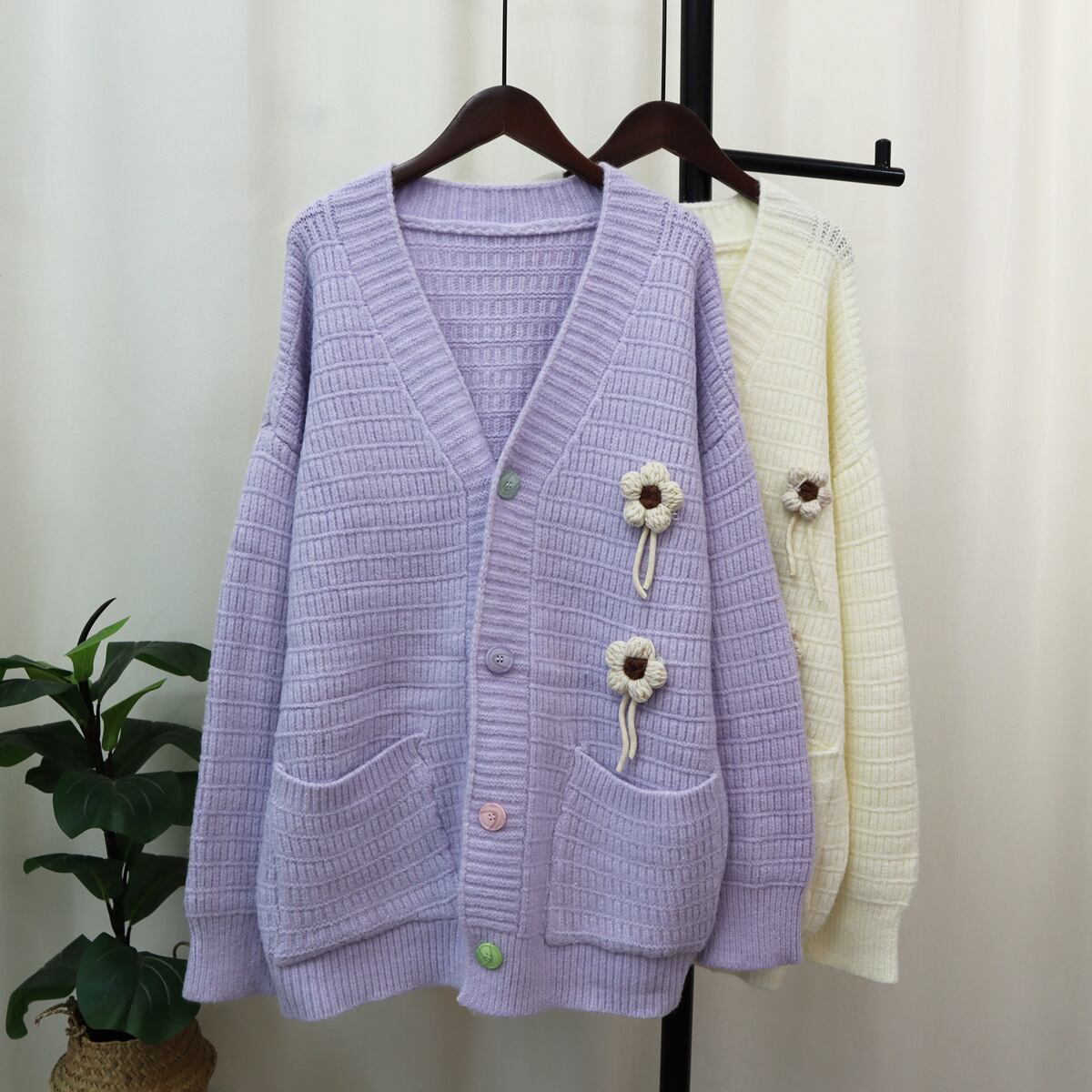 【outer】Vネックニットカーデ　M18707