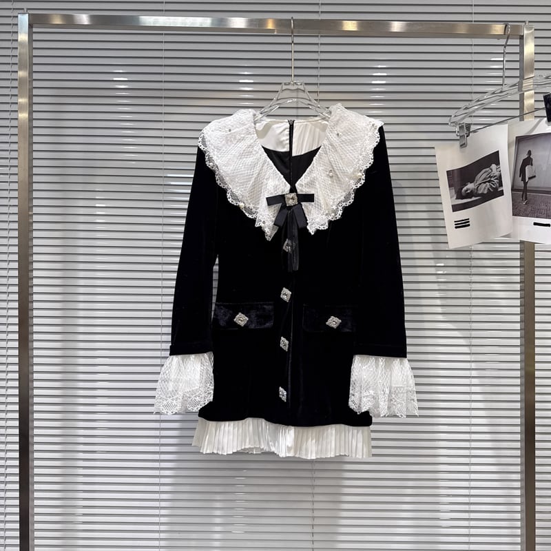 【dress】レースドッキングベルベットワンピース Q7339