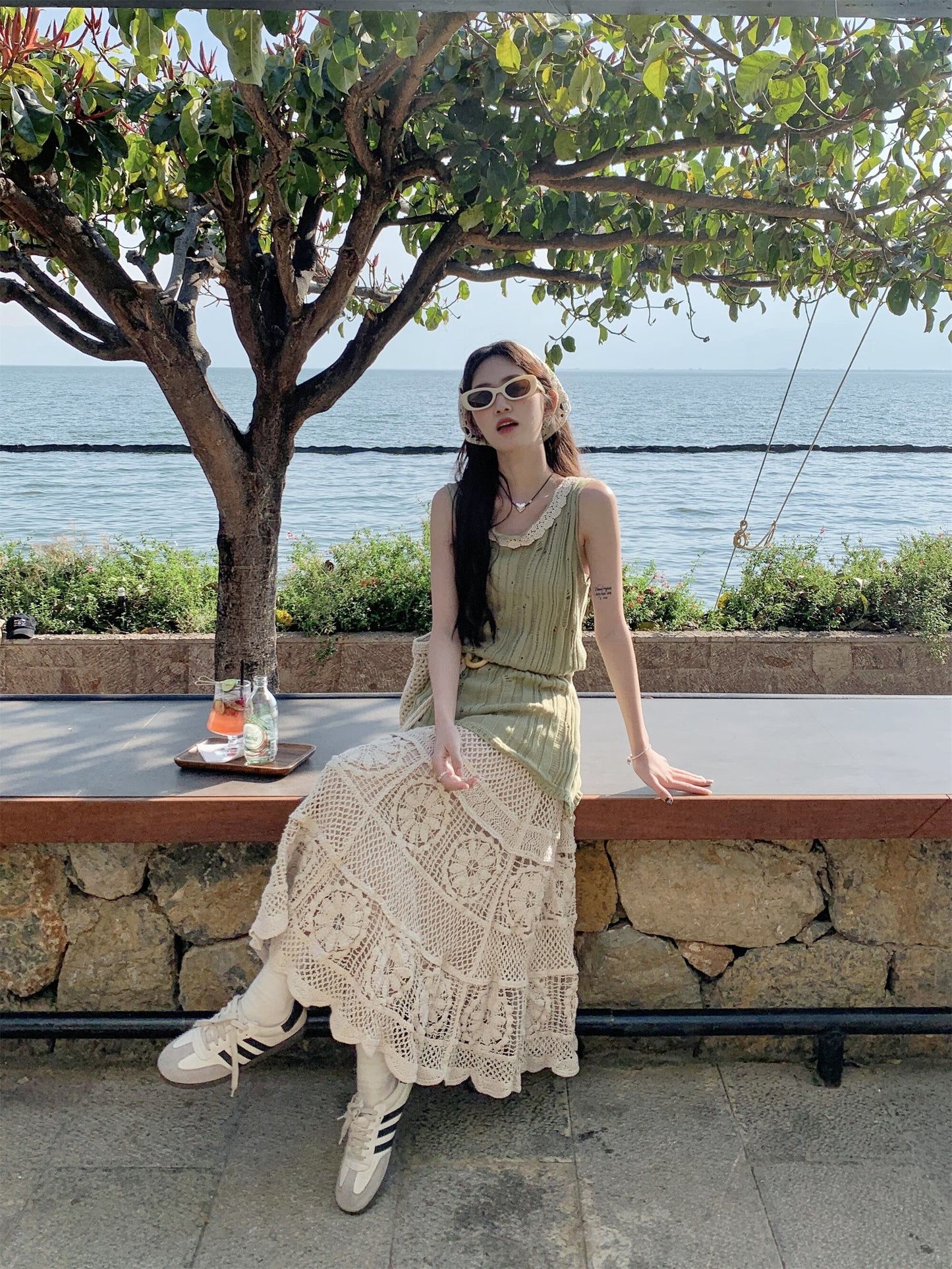 【set】ニットベスト+レース透かし彫りスカート２点セットG21099