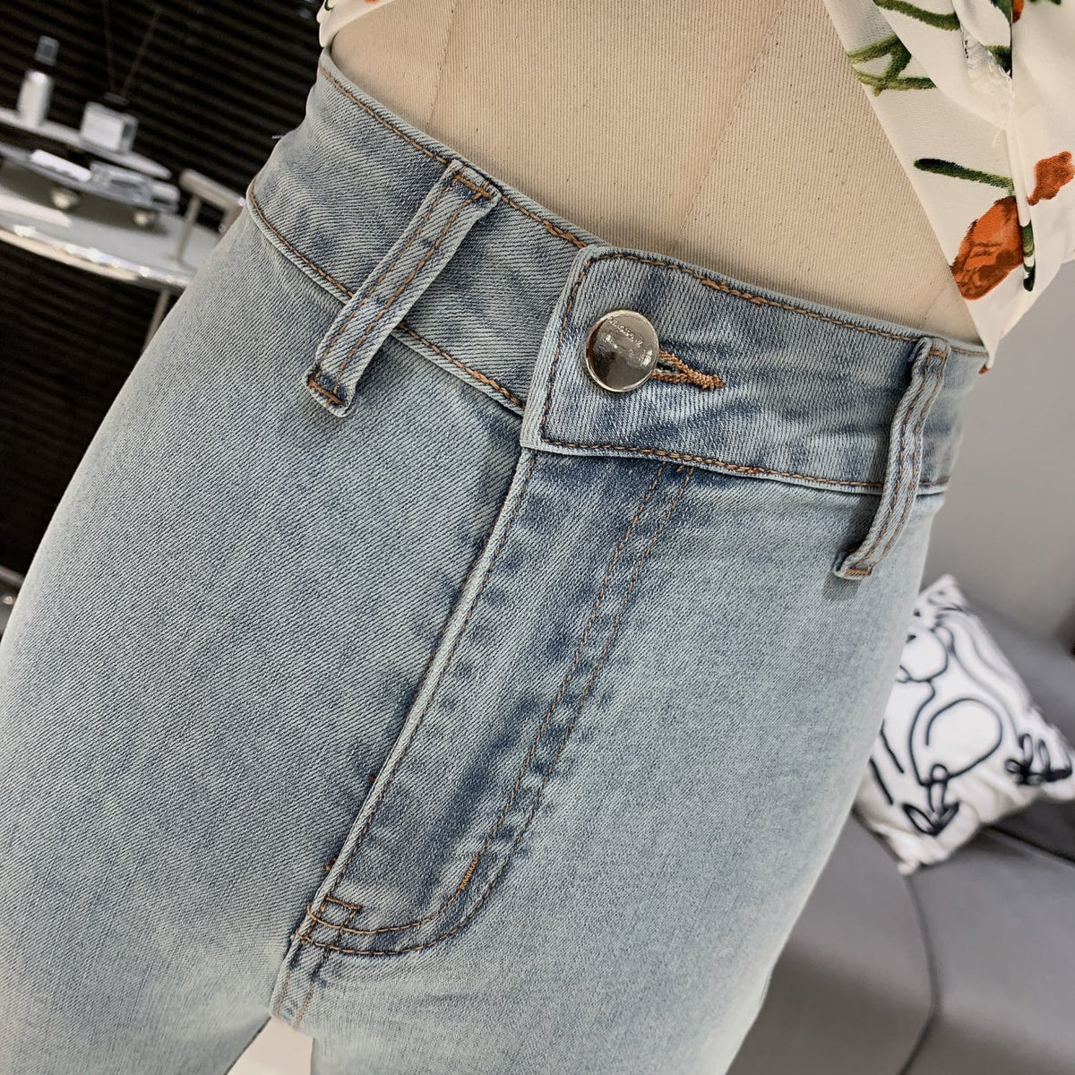 【bottoms】バックリボンフレアデニムパンツ　M30723