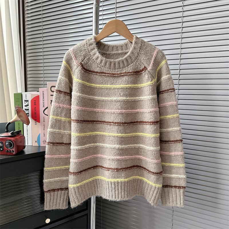 【tops】ボーダー柄ニットセーター　M18688