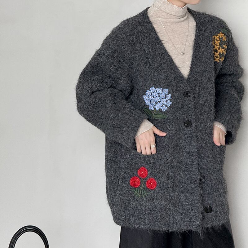 【outer】フラワー刺繡ニットカーディガン Q6972