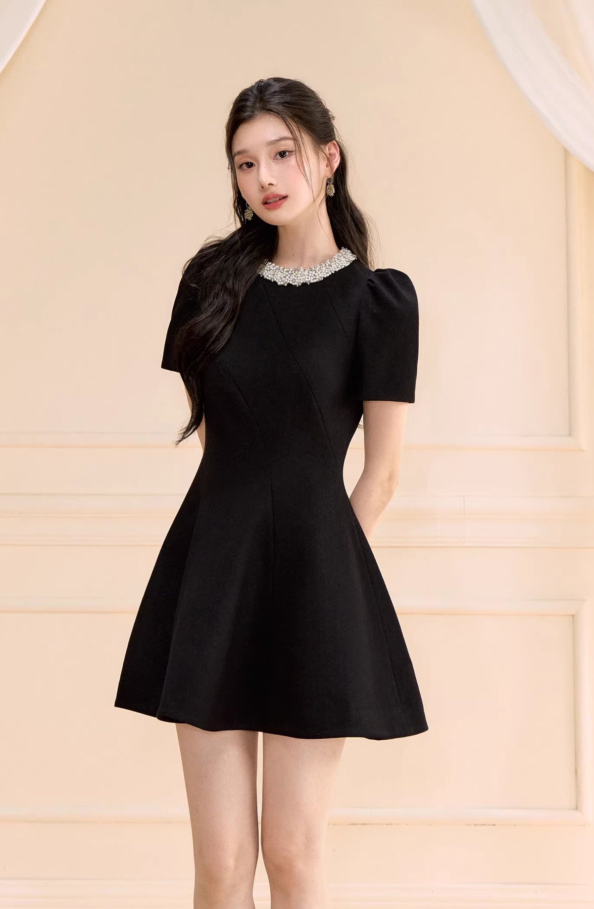【dress】パール付きAラインフレアワンピース Q8463