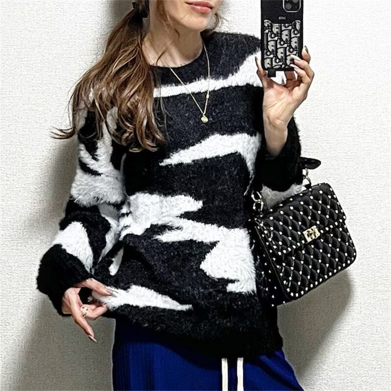 【tops】クルーネックニットセーター　M18449