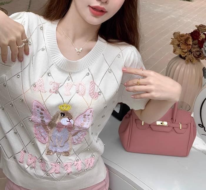 【tops】長袖ラインストーンニットＴシャツF7068