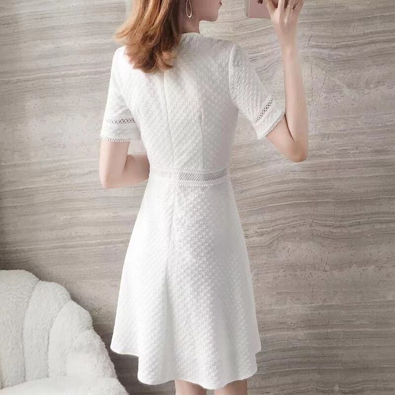 【dress】見逃し厳禁ラウンドネック半袖無地透かし彫り披露宴二次会AラインワンピースF2113