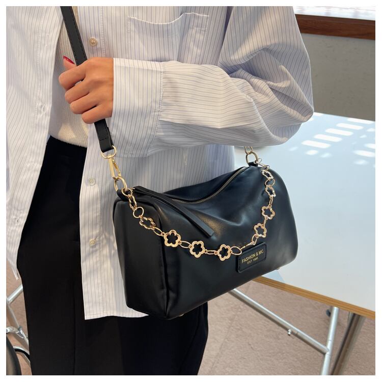 【小物】ファッション 高級感シンプル合わせやすい高品質オシャレ肩掛け斜め掛けG5360