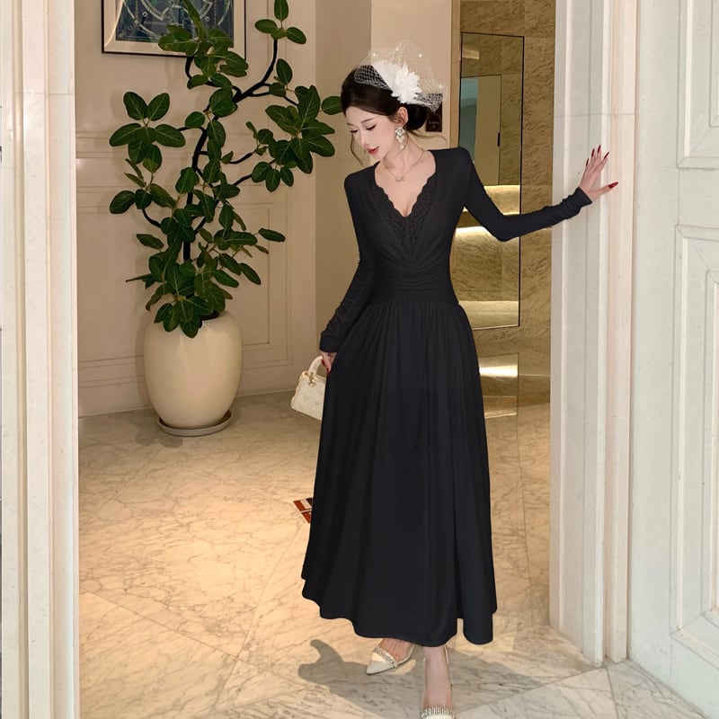 【dress】Vネックレースドッキングワンピース Q7425