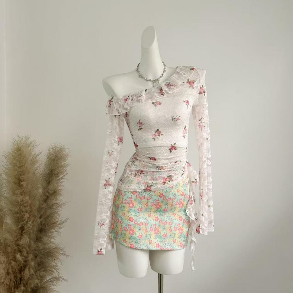 【tops】フリルレーストップスベアトップ付き　M29538