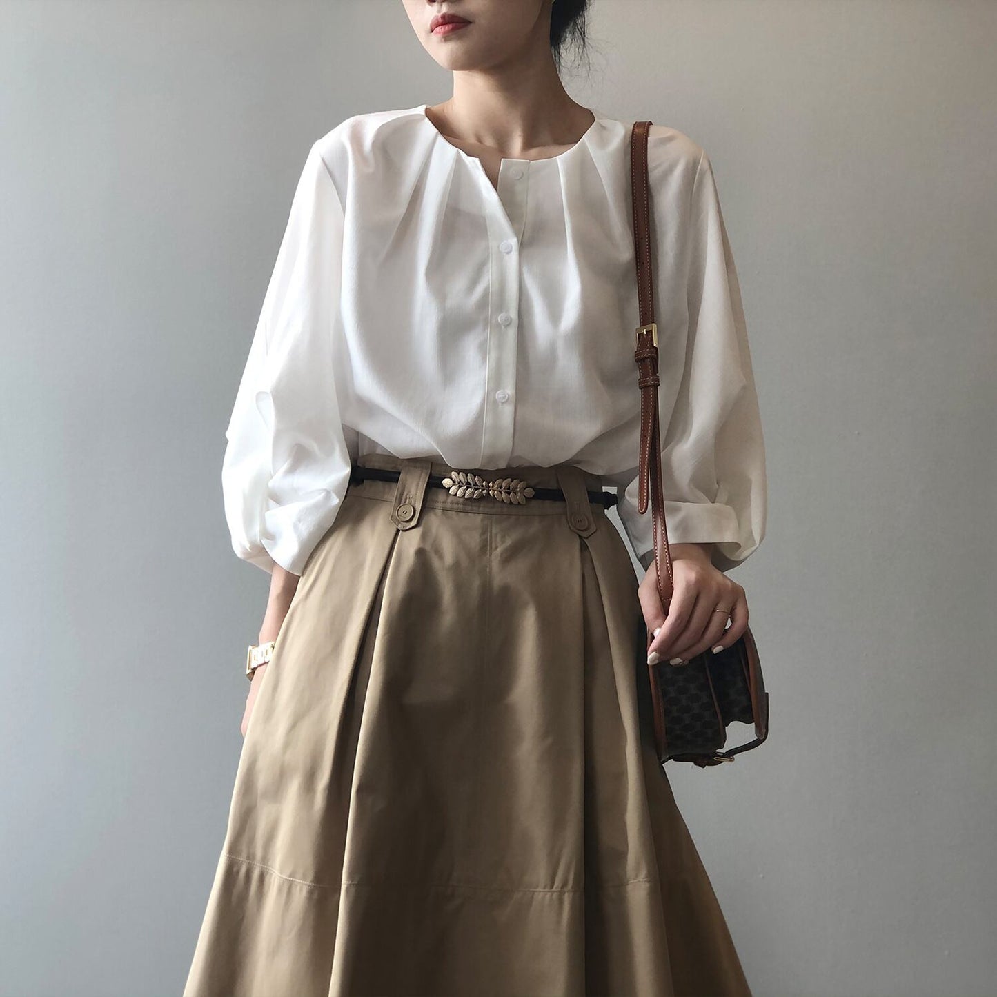 【tops】ランタンスリーブシャツブラウス　M29742