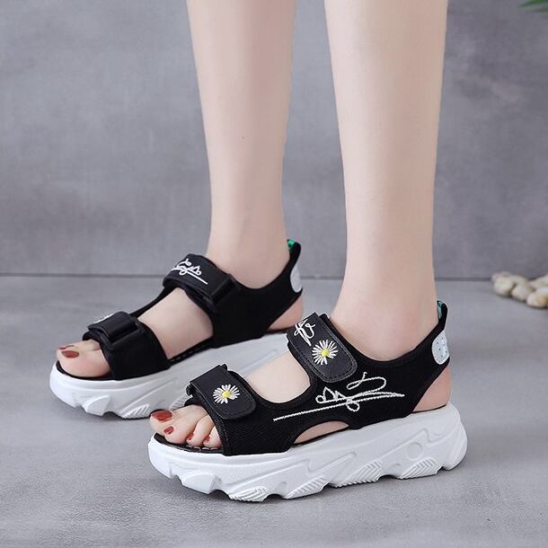 【shoes】清純甘くて女子力UP！花柄配色履きやすい合わせやすいサンダル