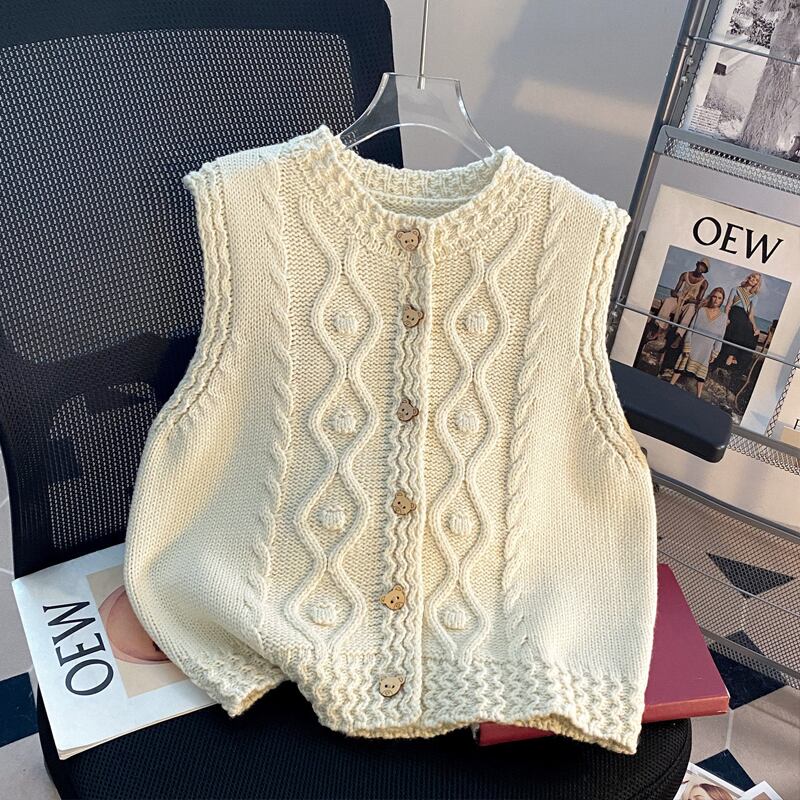 【outer】4色展開ニットベスト Q8067