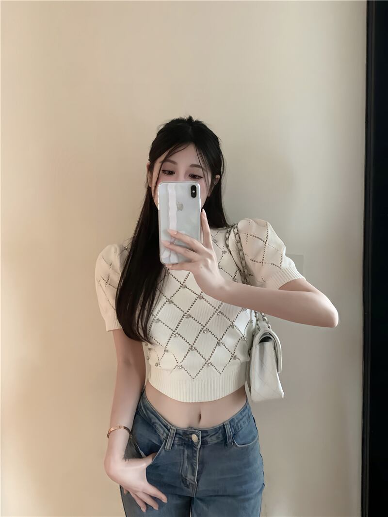 【tops】細身効果抜群♪夏新作3色ラウンドネック半袖ビーズ飾り体型カバー着回し薄手ニットF4718