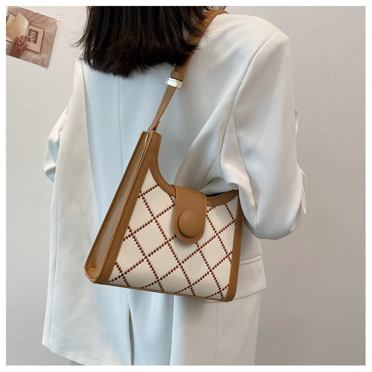 【小物】高級感 シンプルINS風ファッションショルダーバッグ G2151