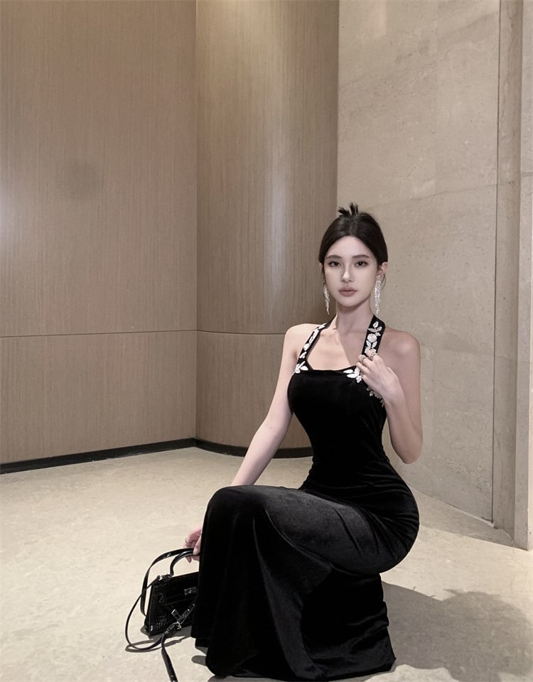 【dress】ホルターネックワンピース　M25181