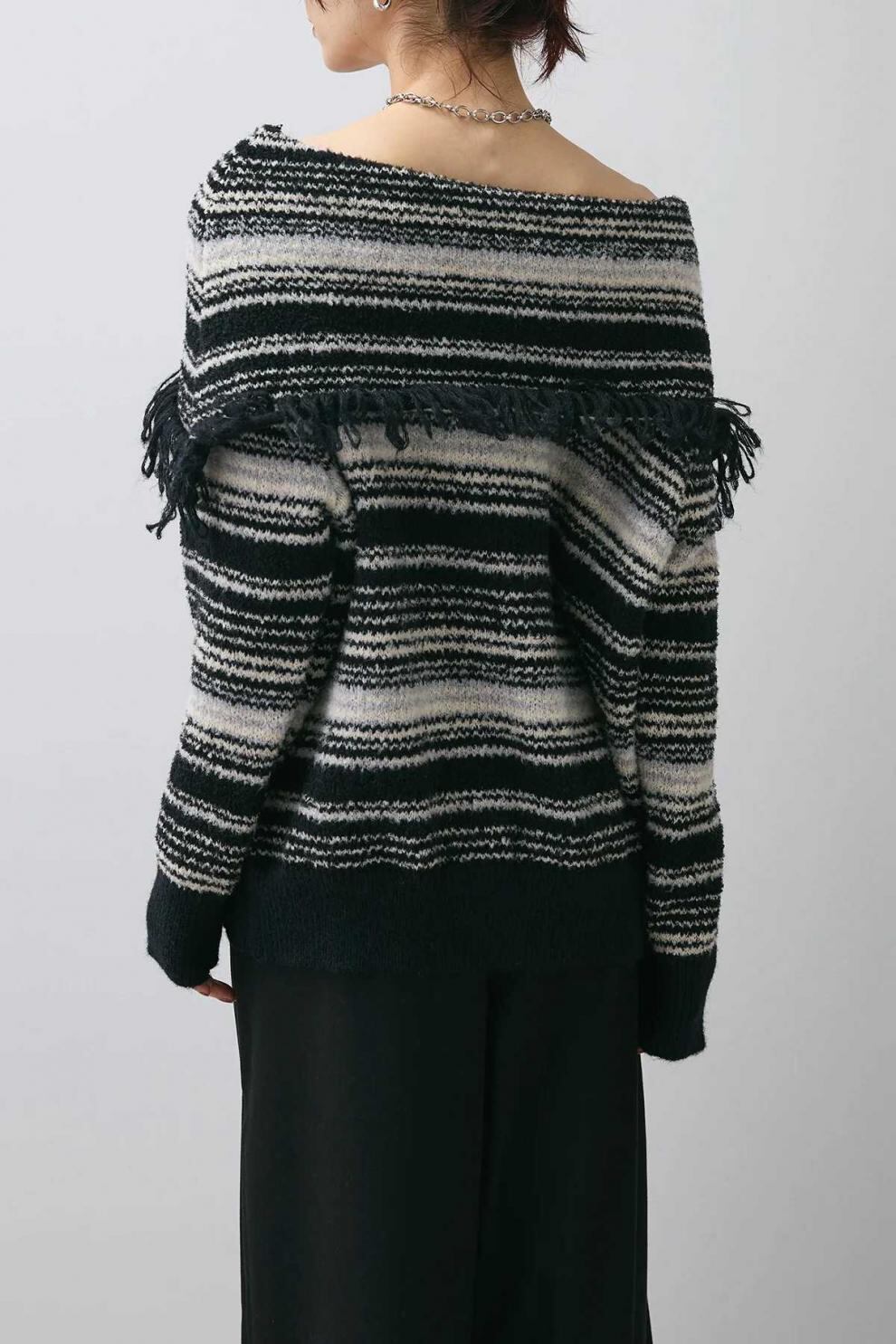 【tops】オフショルダーニットセーター　M29326
