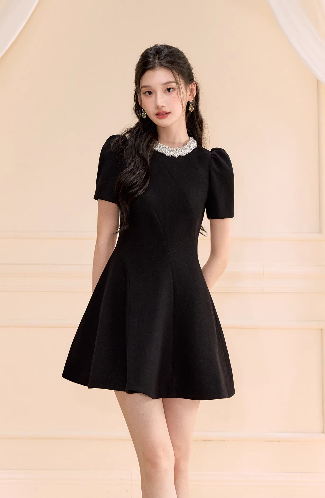 【dress】パール付きAラインフレアワンピース Q8463