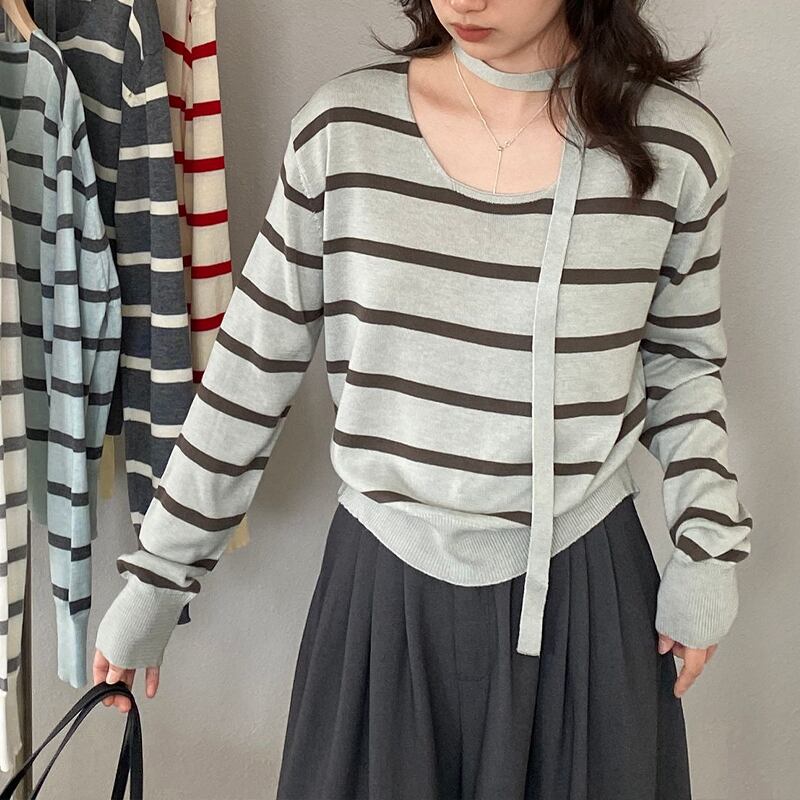 【tops】スカーフ付きボーダー柄ニットトップス Q8284