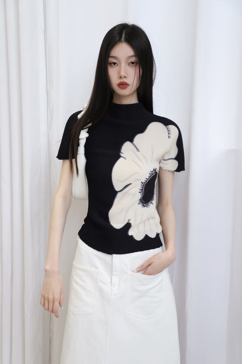 【tops】ハーフネックギャザーTシャツG20184