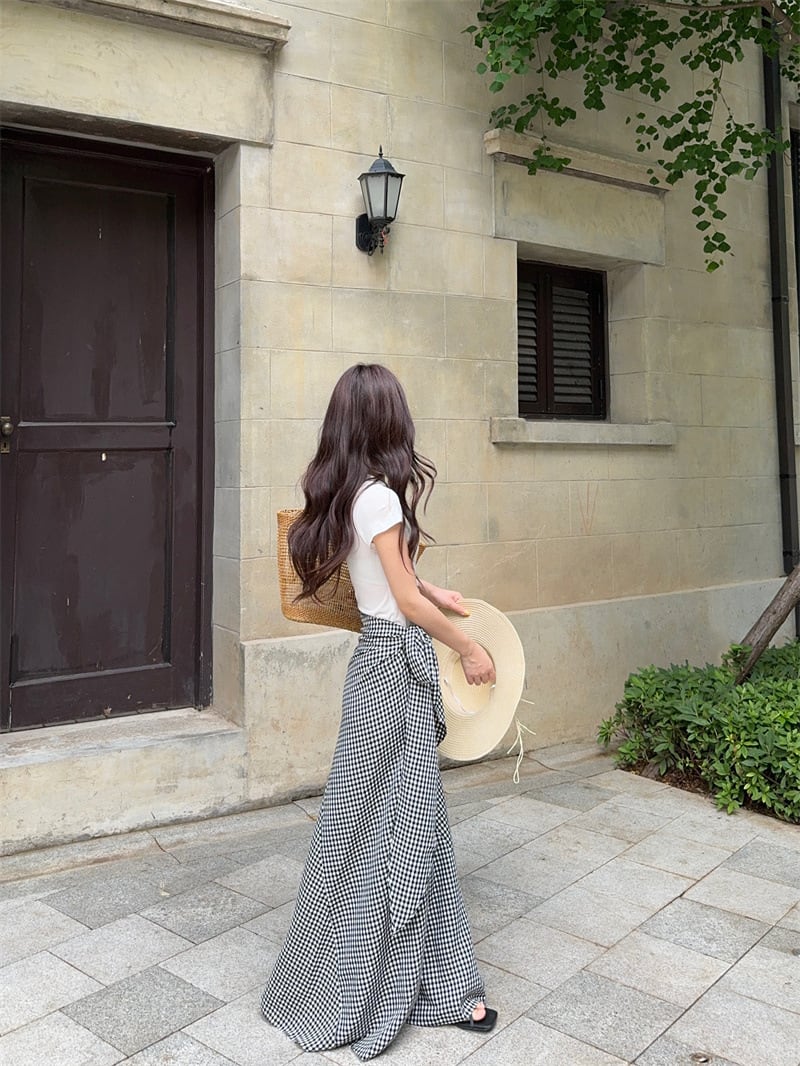 【set】VネックTシャツ×チェック柄スカートセット　M24274