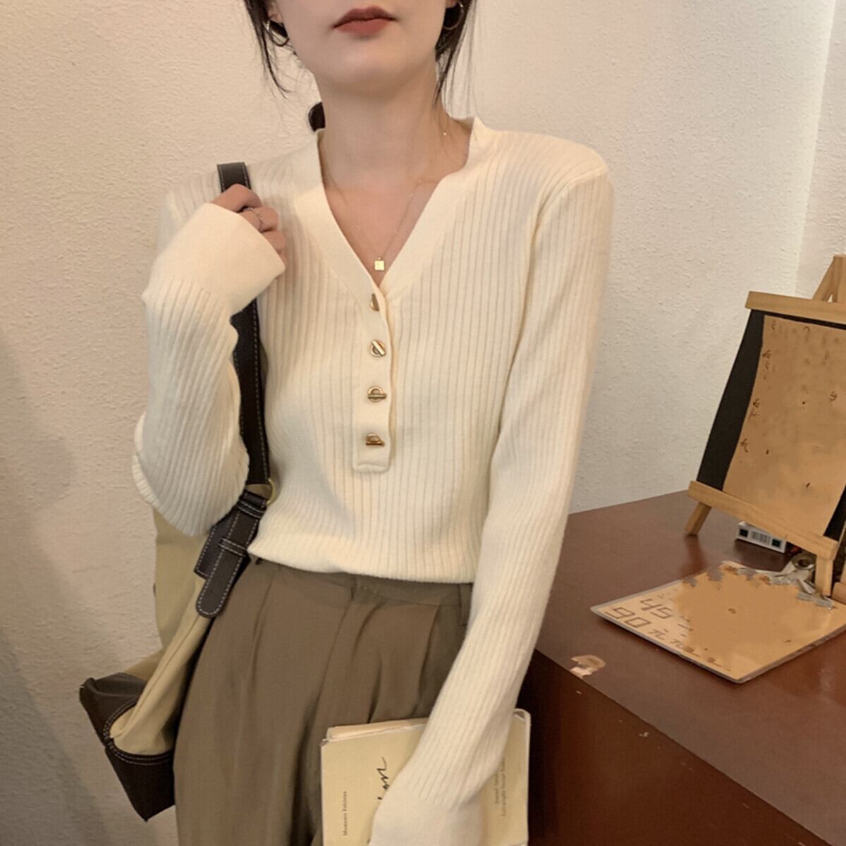 【tops】Vネックニットトップス　M27239