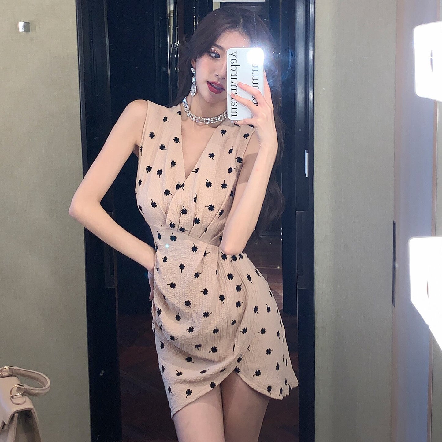 【dress】Vネックイレギュラーギャザーワンピース G21357