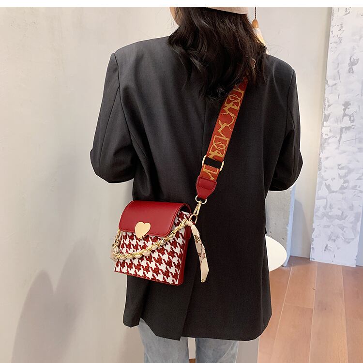 【小物】金属飾り肩掛けハンドバッグ切り替えエレガントチェーンバッグ