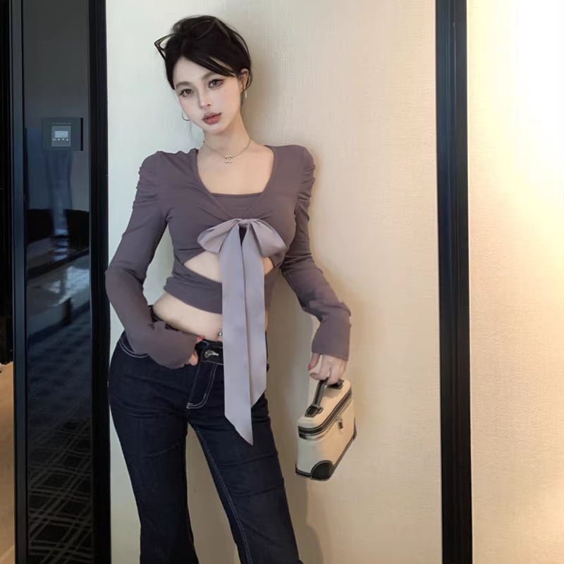【tops】ビッグリボン付きフロントカットトップス Q8136
