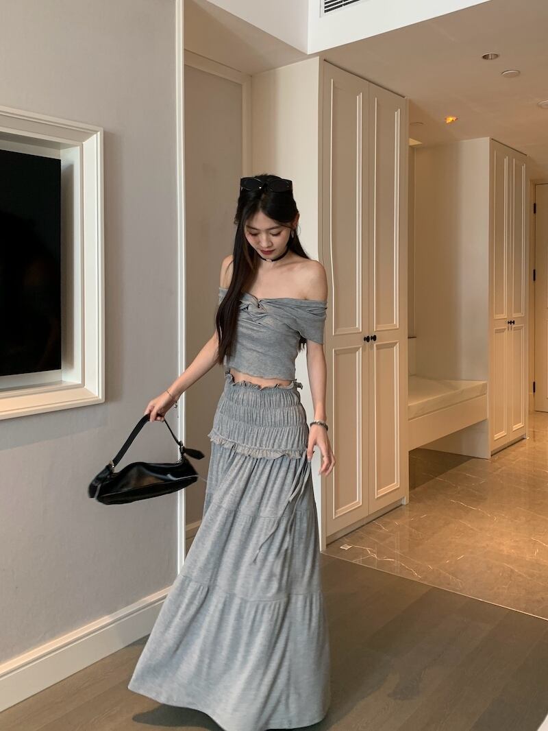 【set】オフショルダーTシャツ+スカート２点セットG21577