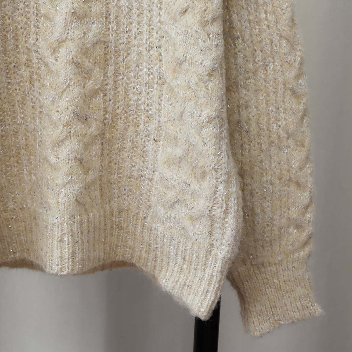 【tops】スパンコールニットセーター　M29050
