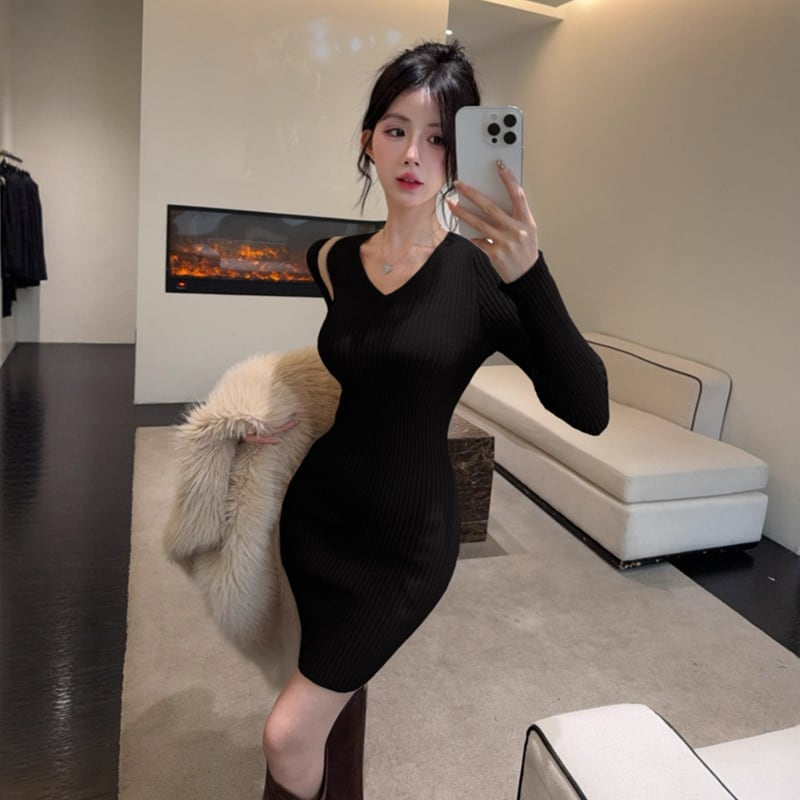 【dress】Vネックニットワンピース Q7105