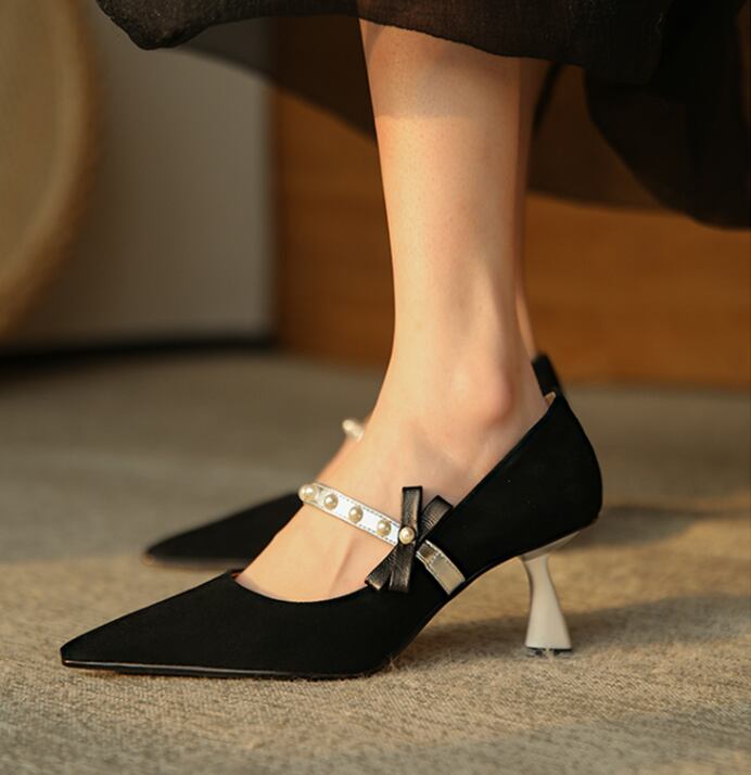 【shoes】美脚魅せ結婚式二次会ビーズ飾りアーモンドトゥシューズF0725