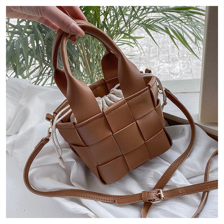 【小物】秋冬新作気質満点ファッション合わせやすい肩掛け斜め掛けバッグ G3582