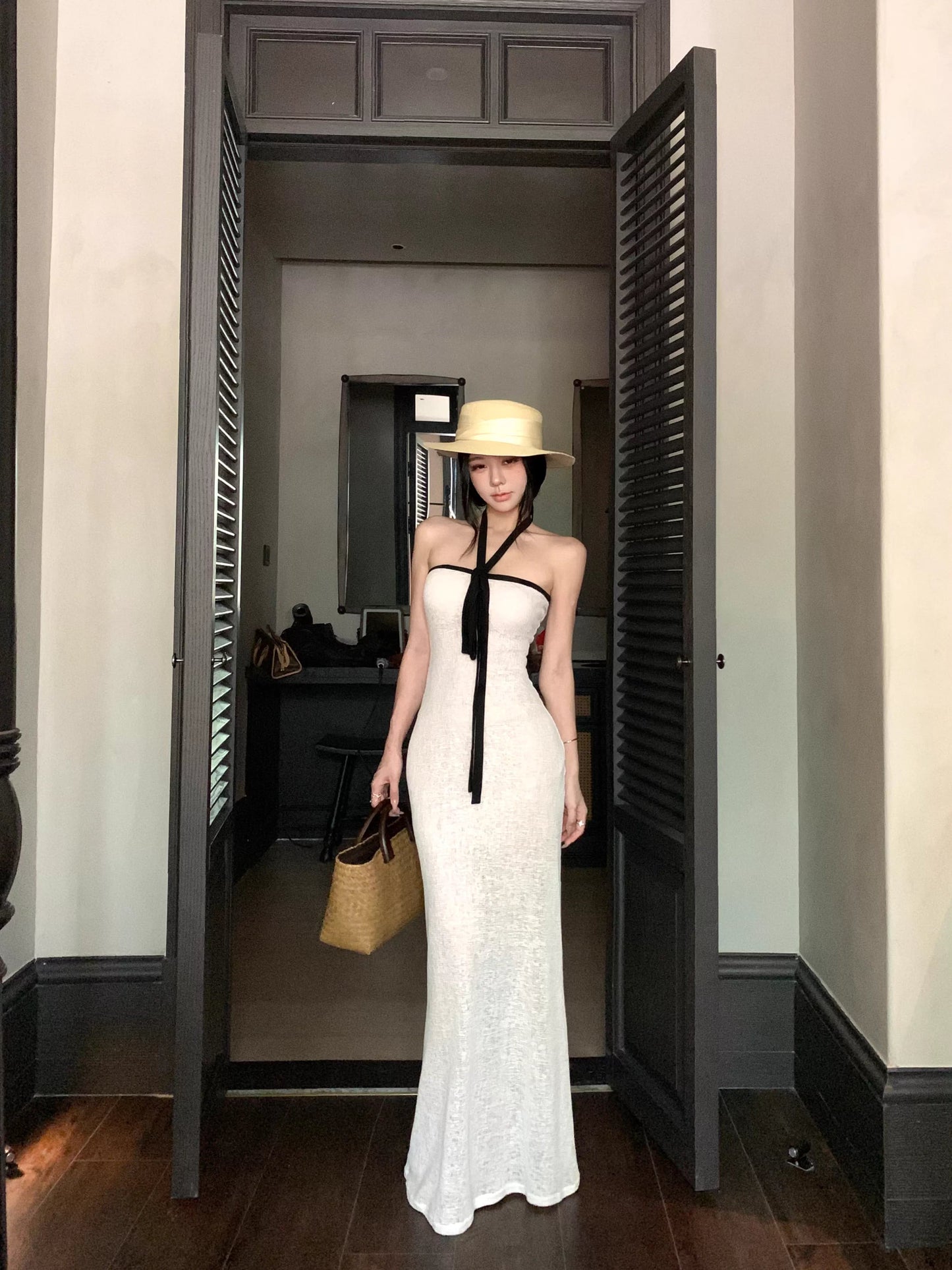 【dress】ホルターネックロングワンピース Q8392