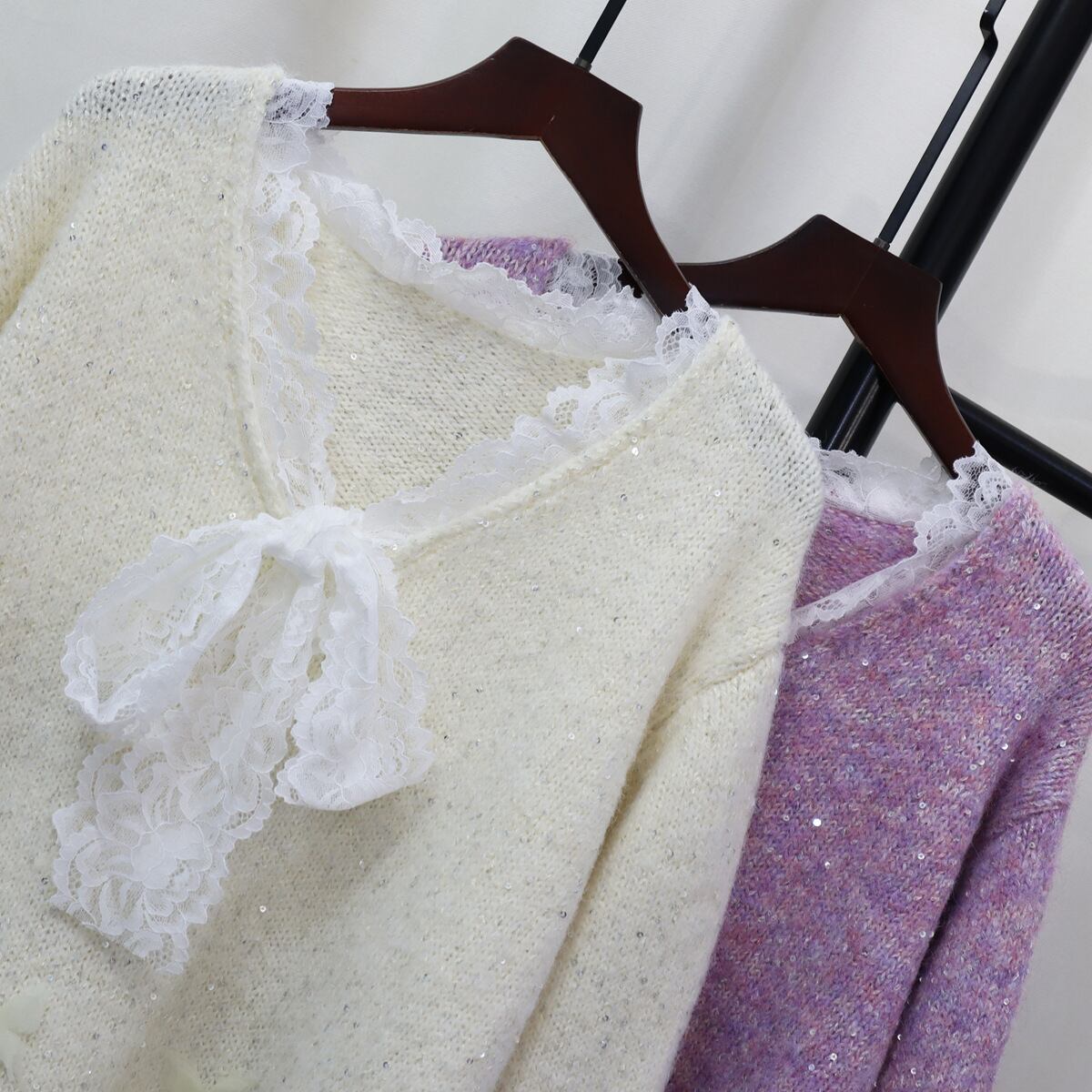 【tops】レース切り替えニットセーター　M28399