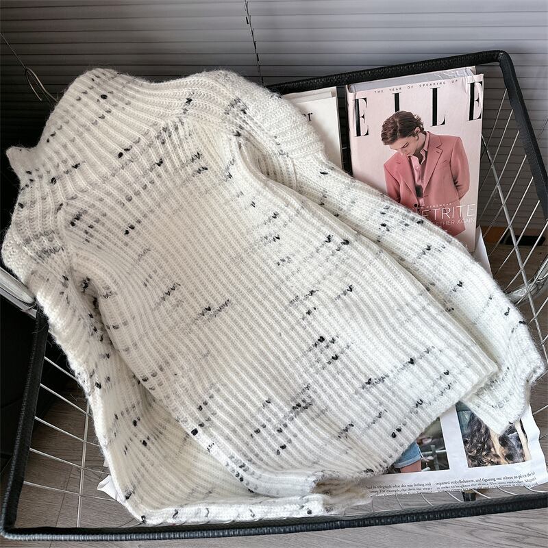 【tops】ハイネックニットセーター　M18882
