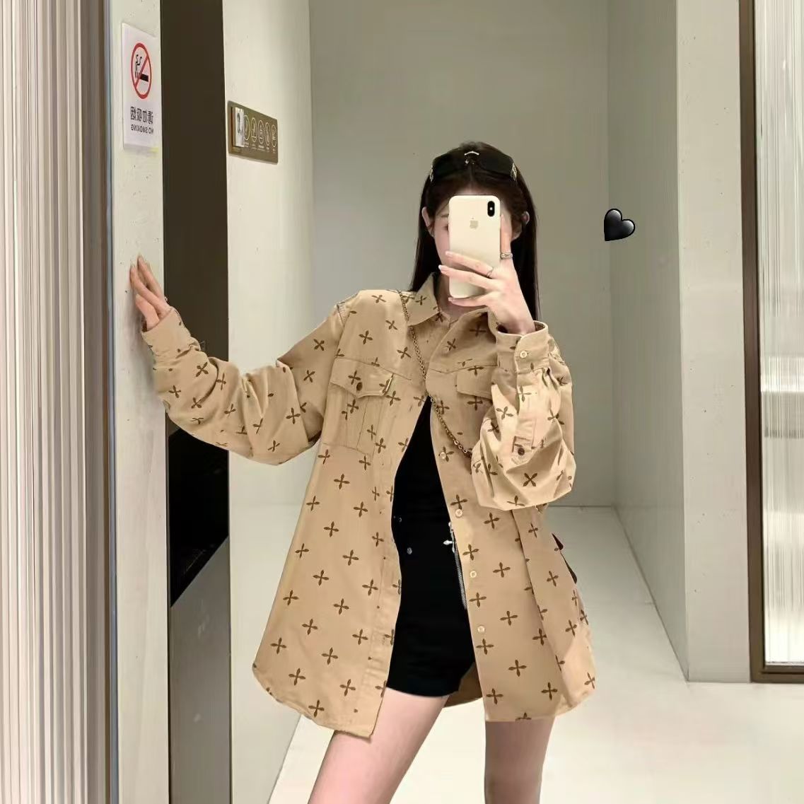 【tops】プリント長袖シャツG23439