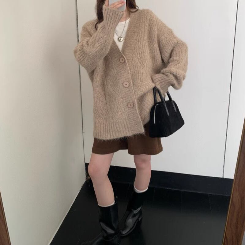 【outer】Vネックニットカーディガン Q7151
