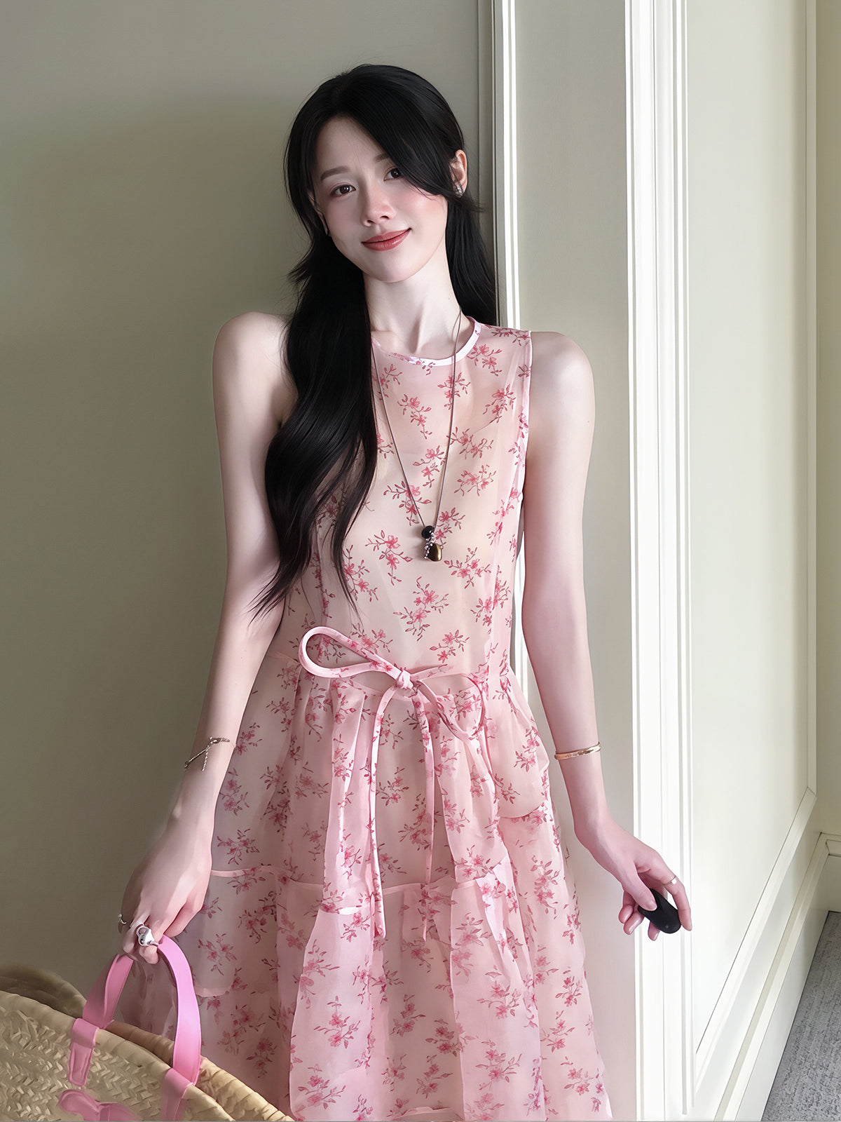 【dress】立体感のあるシルエットフラワー柄ロングワンピース Q8707