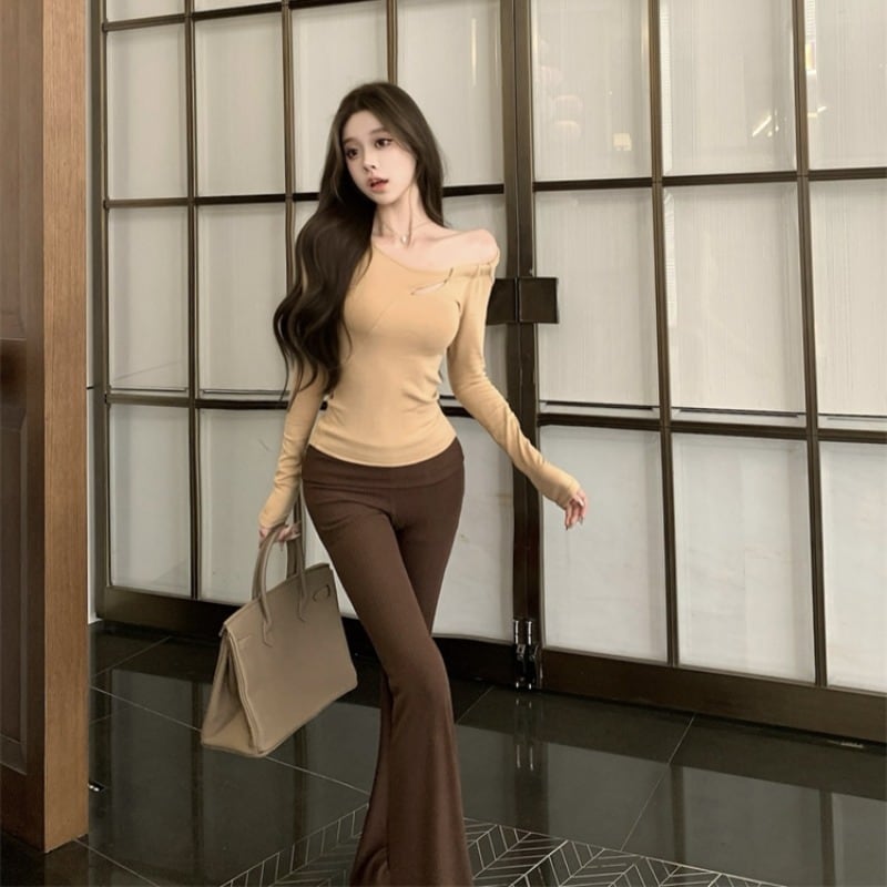 【tops】オフショルダー長袖Tシャツ　M28705