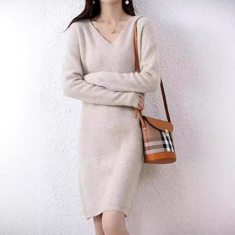 【dress】Vネックニットワンピース　M25913