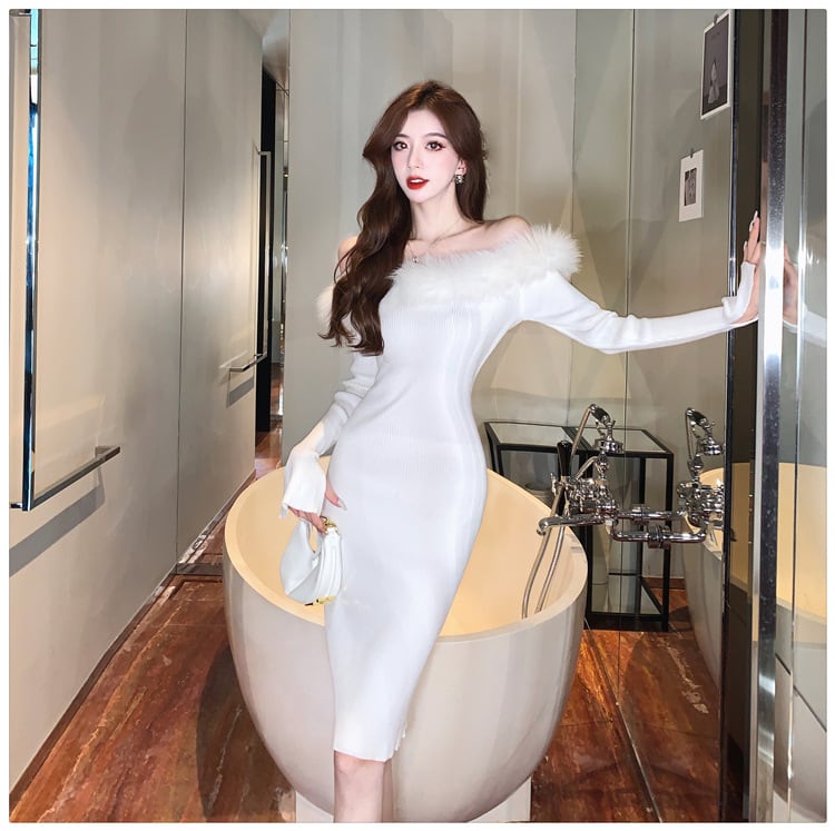 【dress】フェザーオフショルダーニットワンピース　M17993