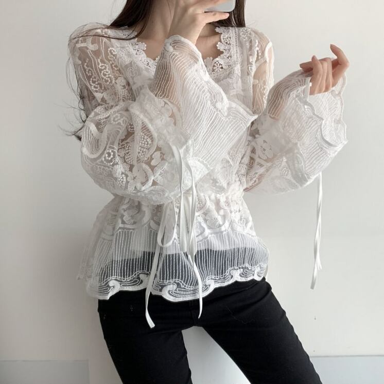 【tops】女性力を高める〜スクエアネックパフスリーブファッションレースブラウス