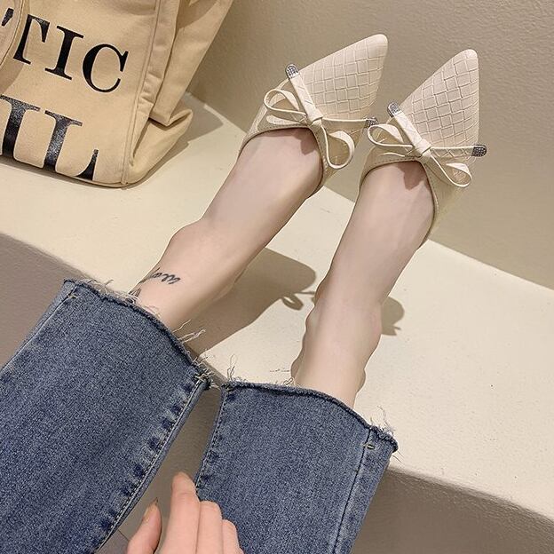 【shoes】好感度満載！3色履きやすい合わせやすい蝶々結びサンダル