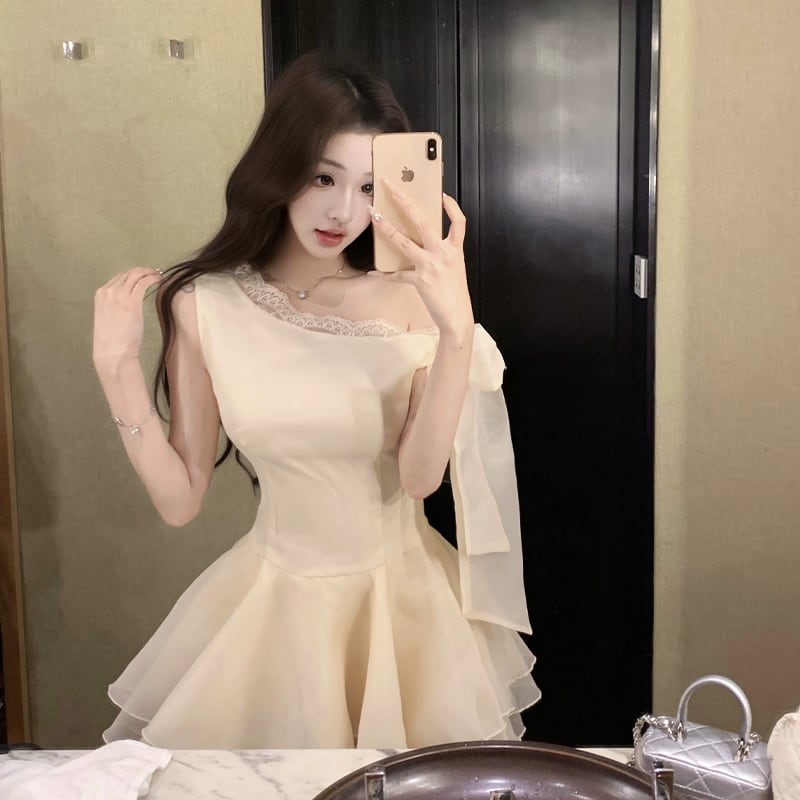 【dress】レースドッキングフレアチュールワンピース Q8514