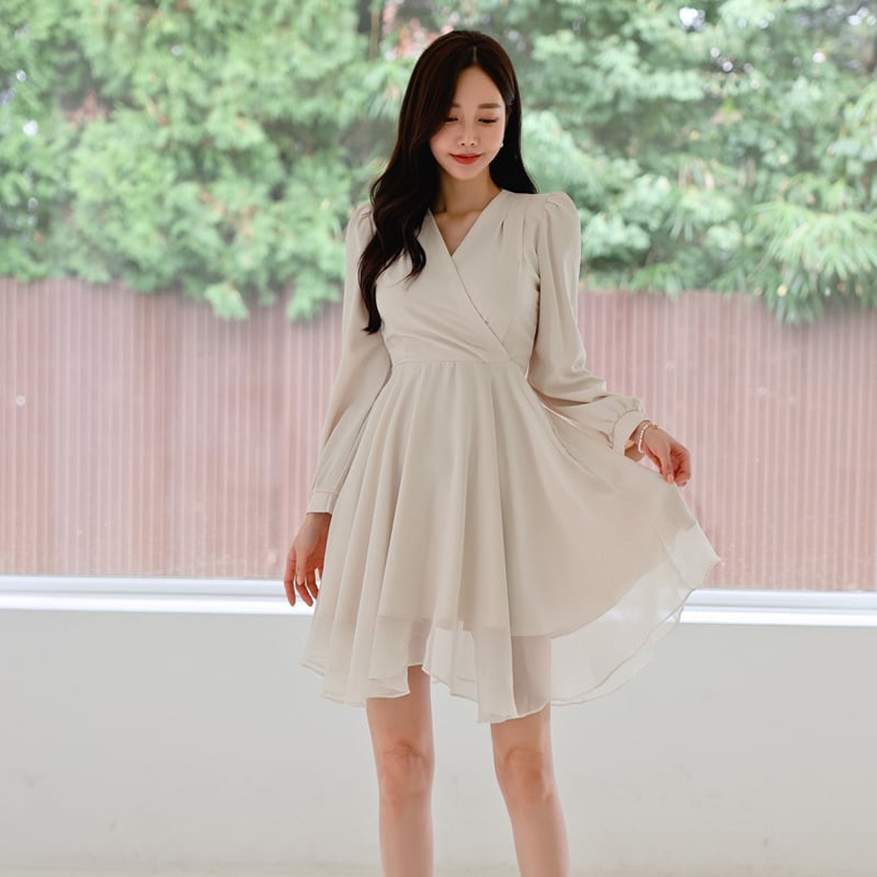 【dress】Ｖネックデートワンピース　M18772