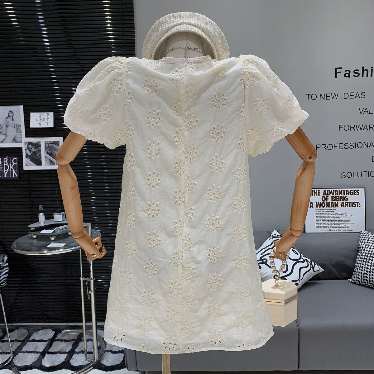 【dress】カットワークワンピース　M24001