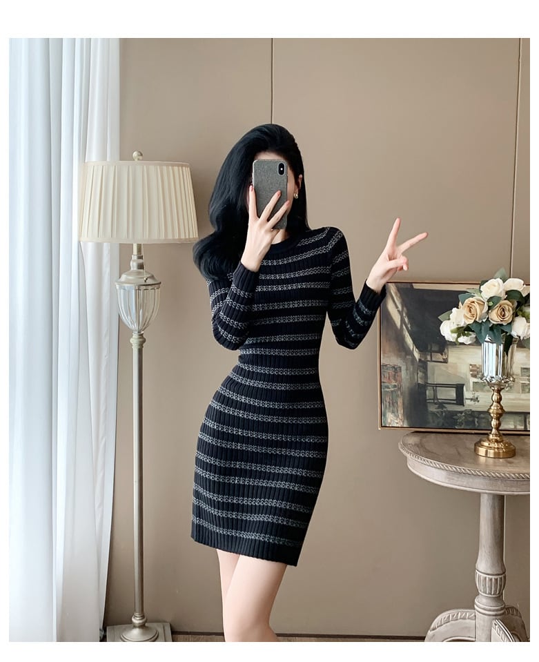 【dress】ボーダー柄ニットワンピース　M25370